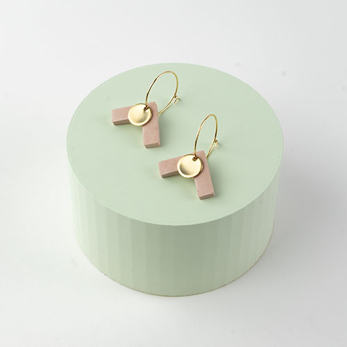 Boucles d'oreilles V